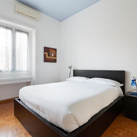 Cozy Apt With Balcony - Mm2 Sant'Agostino Apartment Милано Екстериор снимка