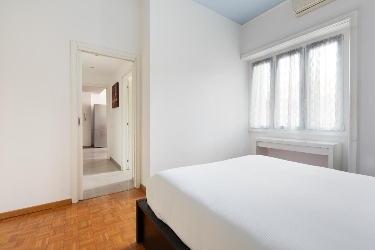 Cozy Apt With Balcony - Mm2 Sant'Agostino Apartment Милано Екстериор снимка